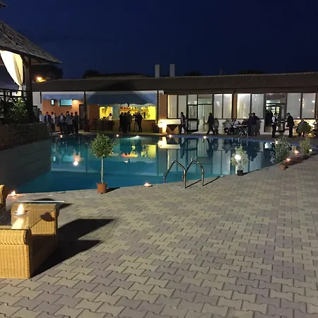 Szálloda Club - Baia Dei Gigli 4*